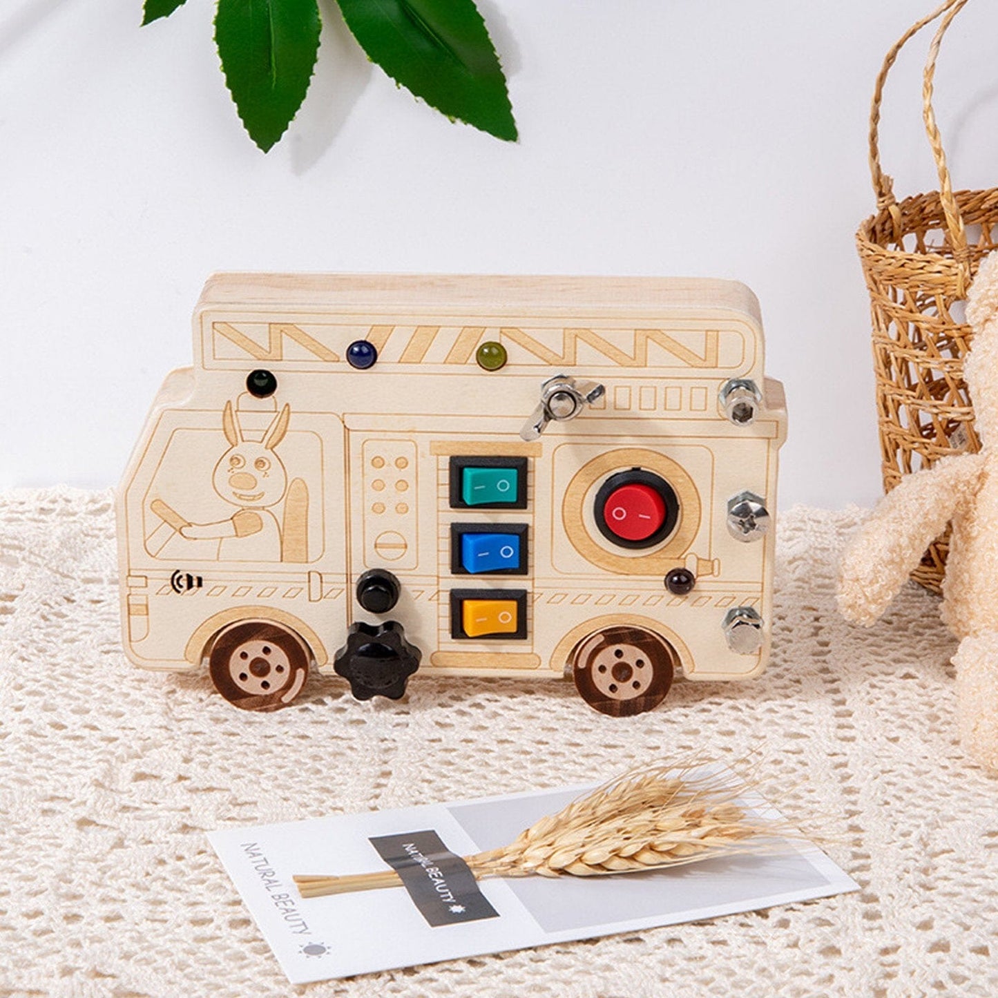 Tableau Montessori - BusyBoardCircuit™ - Camion de pompier - Paradis Des Jeux Et Jouets